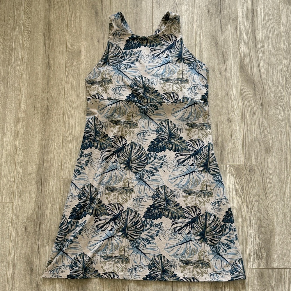 Tropical Leaf Print Sleeveless Dress